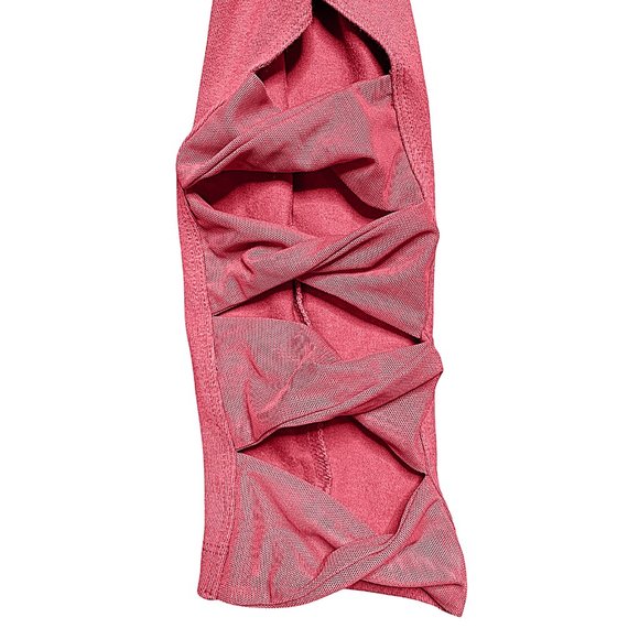 Victoria's Secret VSX Twist Mesh Cut-Out Leggings in Rose - Picture 5 of 10
